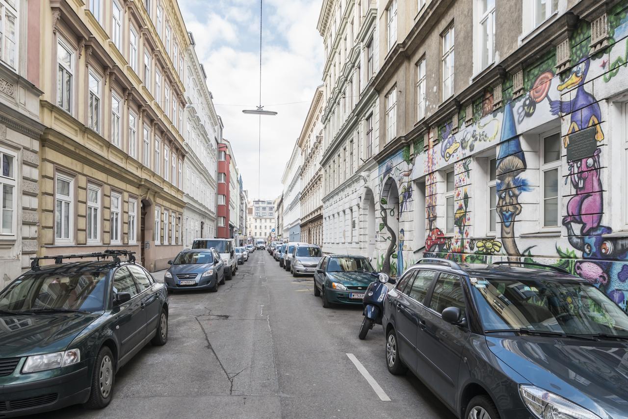 Ferienwohnung Hideaway Am Tabor Wien Exterior foto