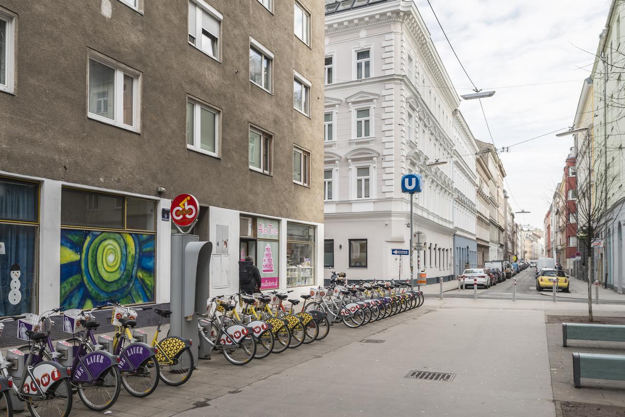 Ferienwohnung Hideaway Am Tabor Wien Exterior foto