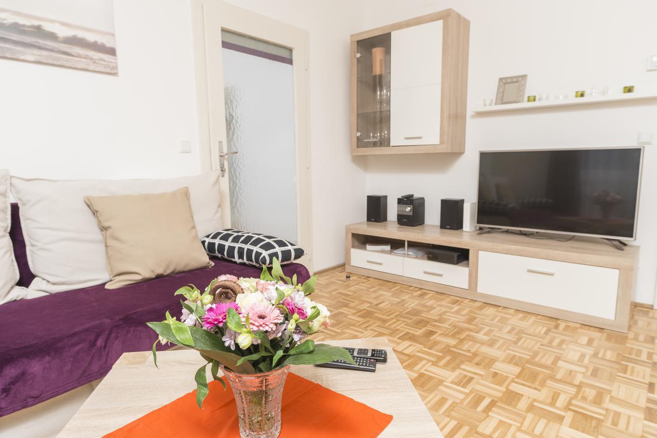 Ferienwohnung Hideaway Am Tabor Wien Exterior foto