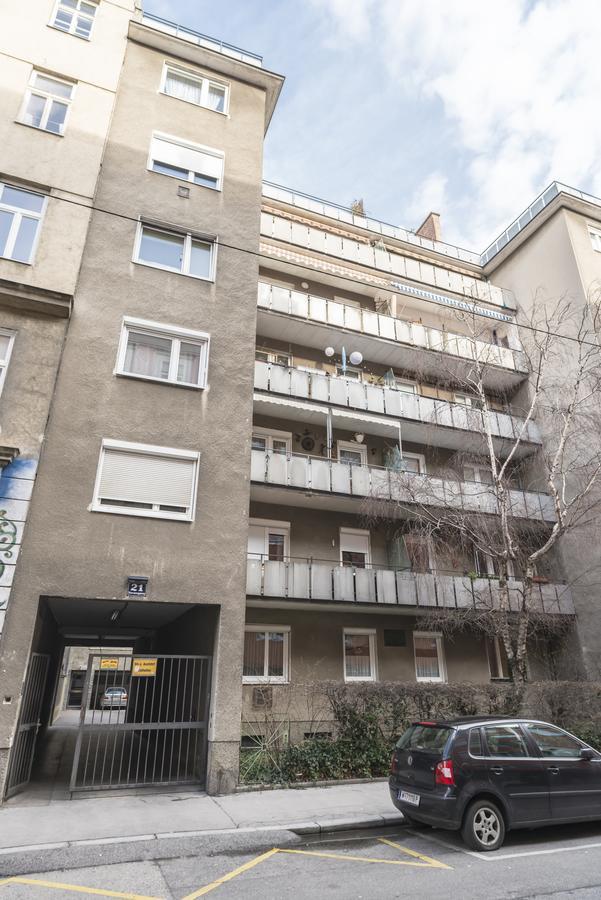 Ferienwohnung Hideaway Am Tabor Wien Exterior foto